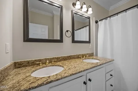 8718 Compass Lane Raleigh NC 27615
