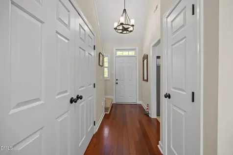8718 Compass Lane Raleigh NC 27615