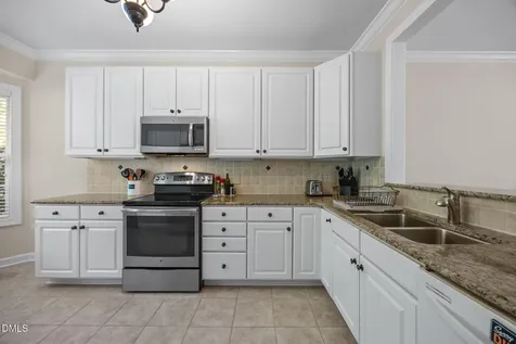 8718 Compass Lane Raleigh NC 27615