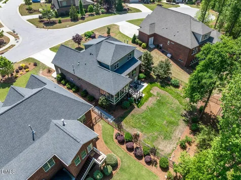3313 Bentwinds Bluffs Lane Fuquay Varina NC 27526