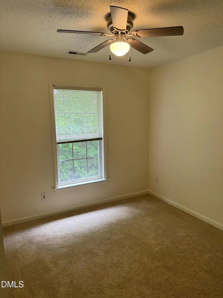 4803 Tanglewood Oaks Street Raleigh NC 27610