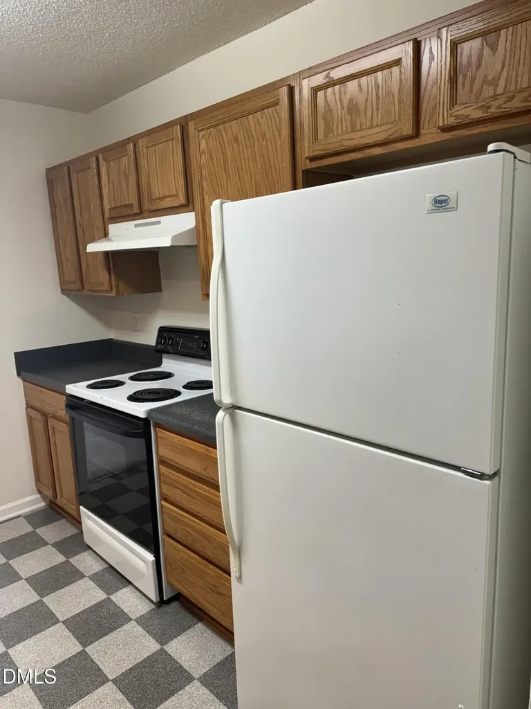 4803 Tanglewood Oaks Street Raleigh NC 27610