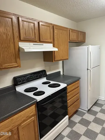 4803 Tanglewood Oaks Street Raleigh NC 27610