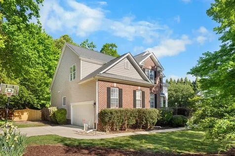 909 Kennesaw Court Hillsborough NC 27278