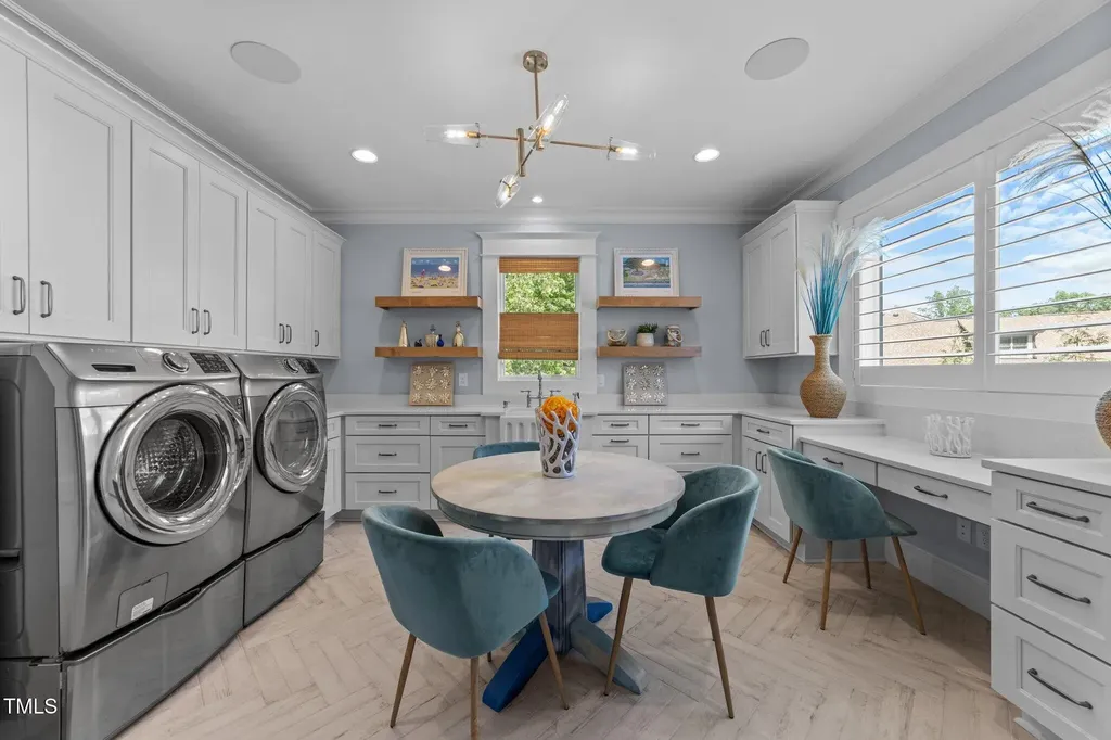 1208 Hunting Ridge Road Raleigh NC 27615