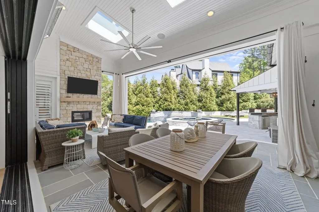 1208 Hunting Ridge Road Raleigh NC 27615