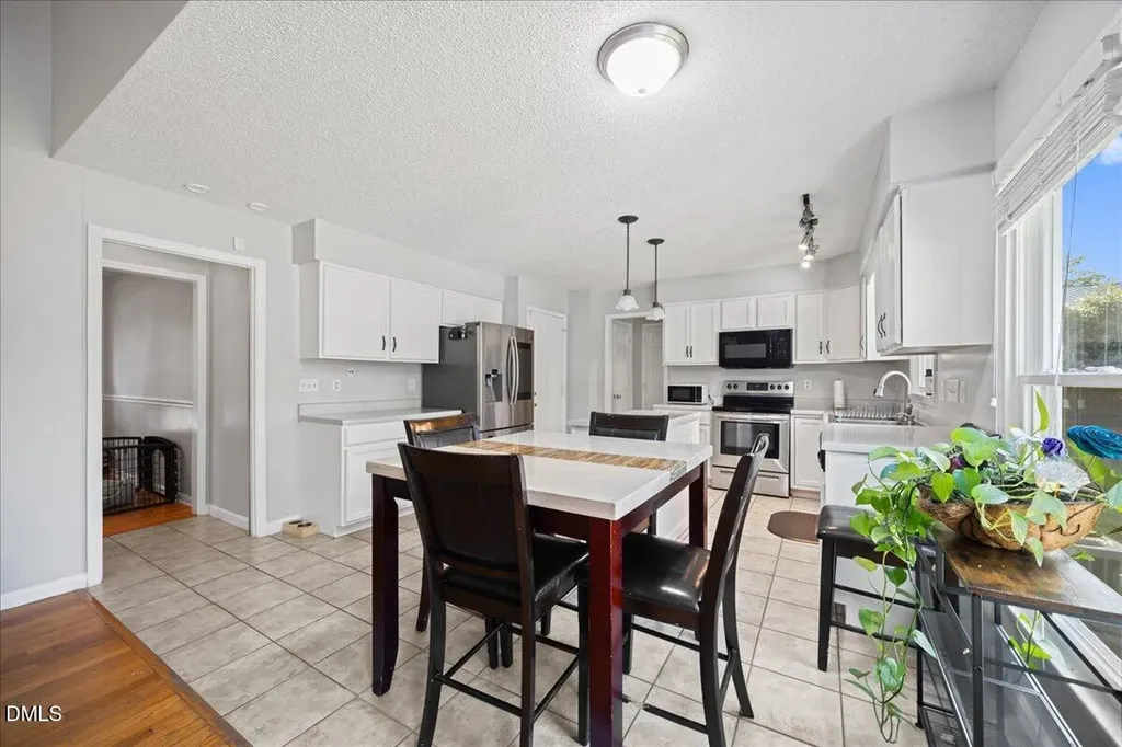 4537 Spring Forest Road Raleigh NC 27616