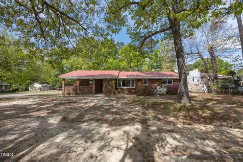 2934 Academy Street Sanford NC 27332