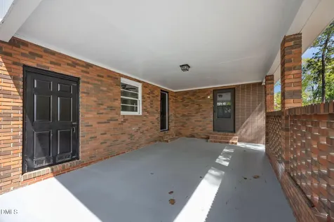 2934 Academy Street Sanford NC 27332