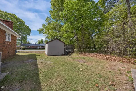 2934 Academy Street Sanford NC 27332