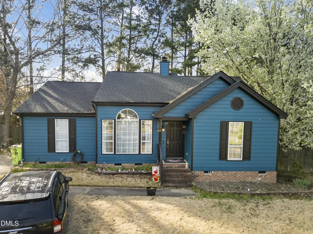 104 Iron Kettle Court Knightdale NC 27545