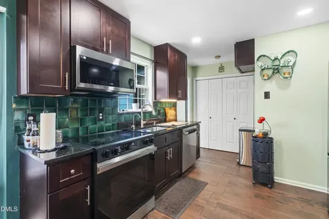 104 Iron Kettle Court Knightdale NC 27545