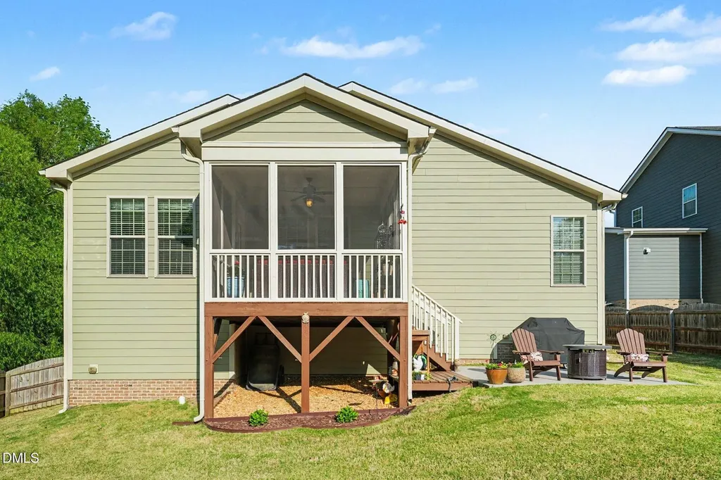 811 King Lake Court Fuquay Varina NC 27526
