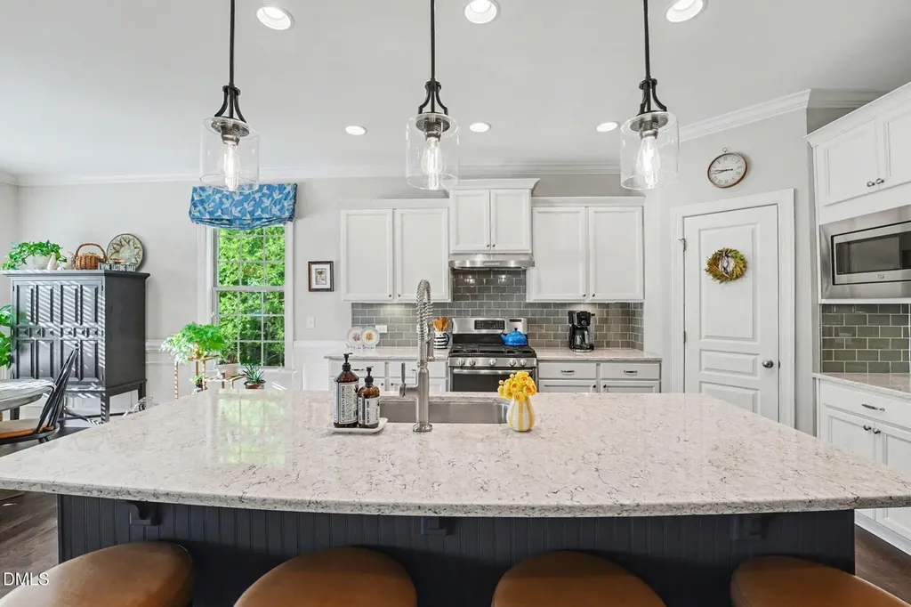 811 King Lake Court Fuquay Varina NC 27526