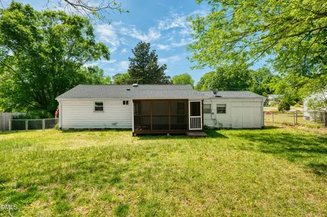 514 Kenway Street Garner NC 27529