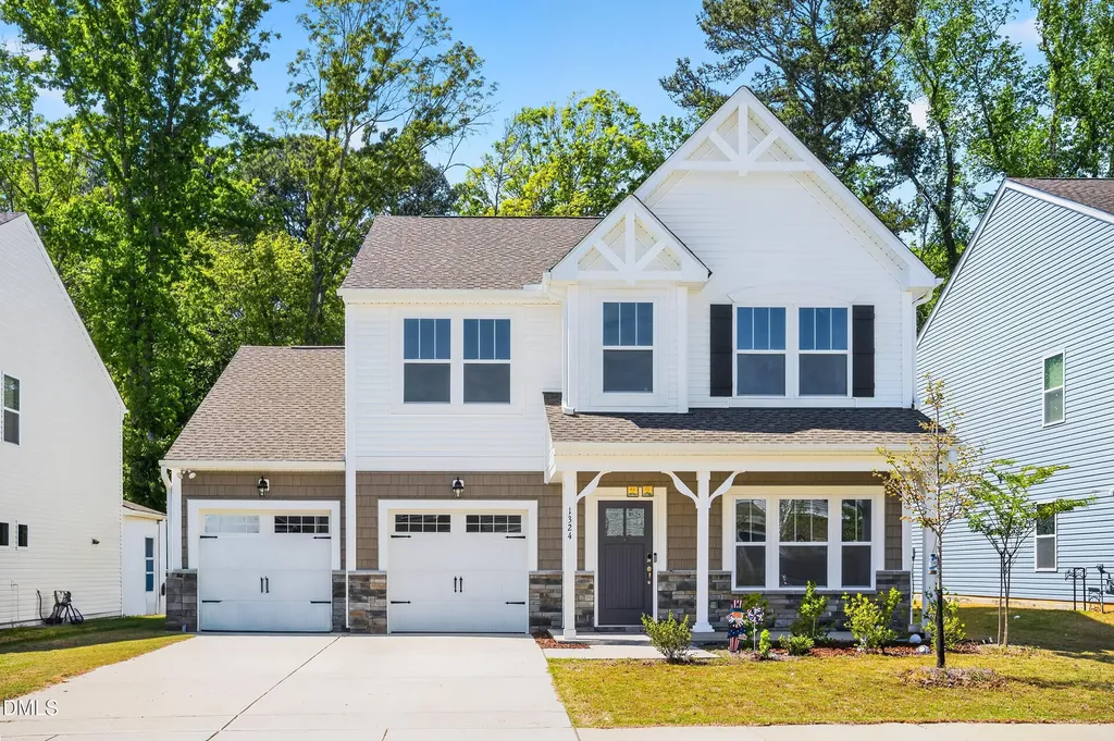 1324 Amos Park Street Fuquay Varina NC 27526