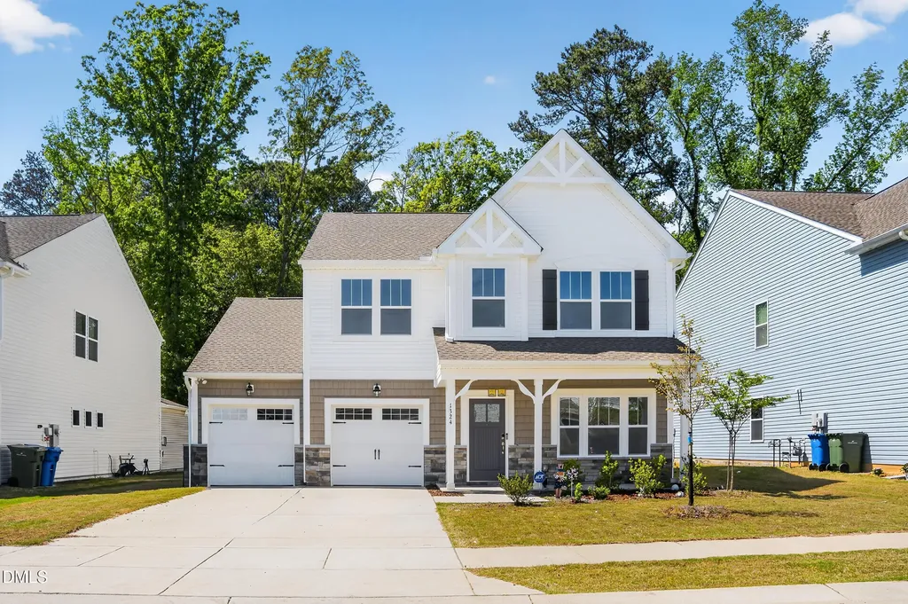1324 Amos Park Street Fuquay Varina NC 27526