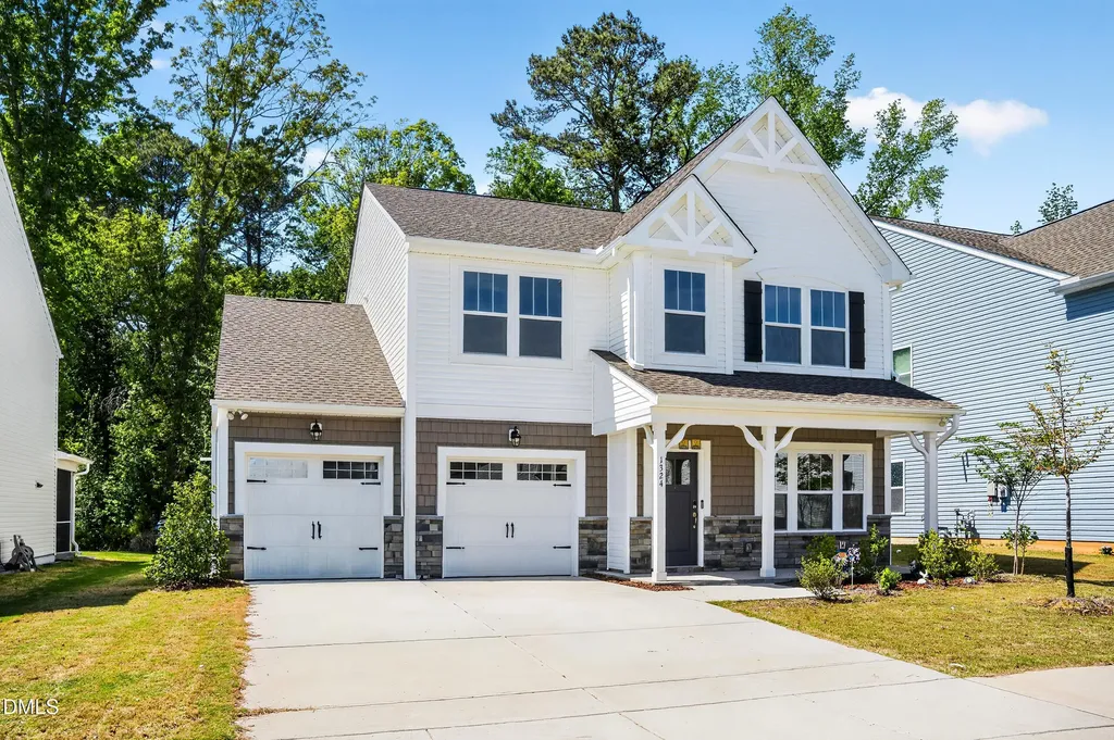 1324 Amos Park Street Fuquay Varina NC 27526