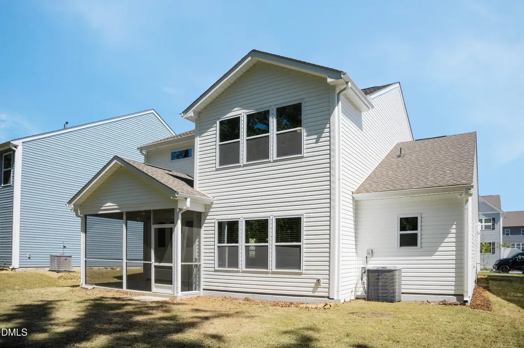 1324 Amos Park Street Fuquay Varina NC 27526