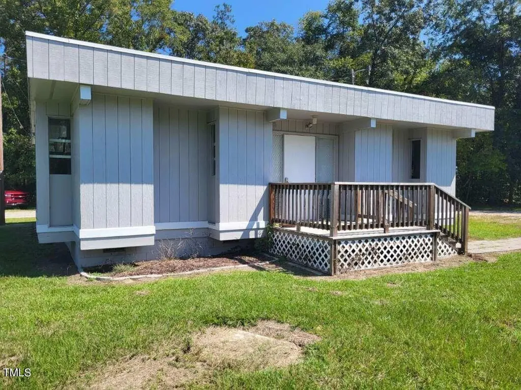 126 River Road Vanceboro NC 28586