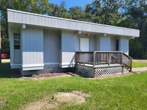 126 River Road Vanceboro NC 28586