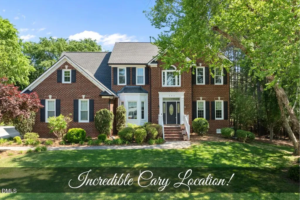104 Fentress Court Cary NC 27519