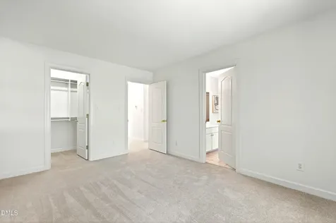 2721 Glassman Lane Raleigh NC 27606