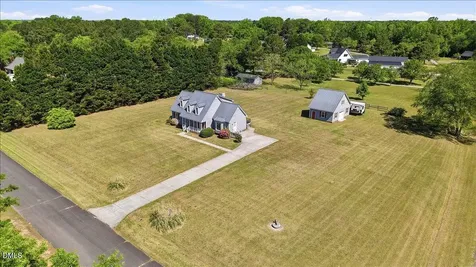 107 Lakeside Drive Selma NC 27576