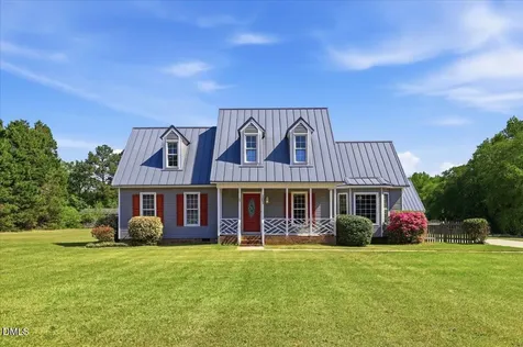 107 Lakeside Drive Selma NC 27576