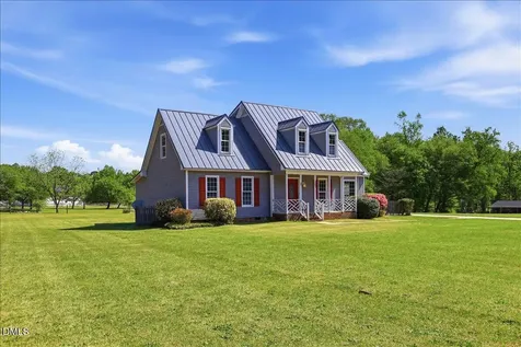 107 Lakeside Drive Selma NC 27576