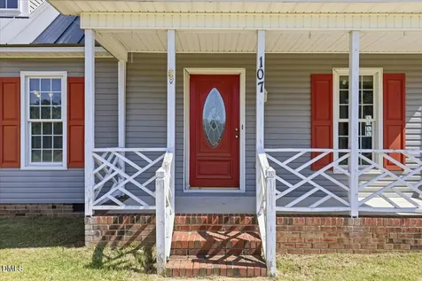 107 Lakeside Drive Selma NC 27576