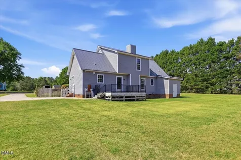 107 Lakeside Drive Selma NC 27576