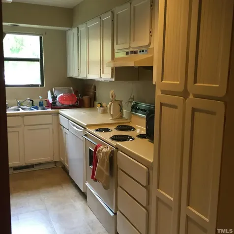 104 Cedarwood Lane Carrboro NC 27510