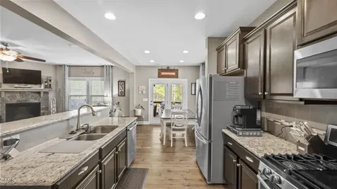 946 Longleaf Pine Place Mebane NC 27302