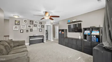 946 Longleaf Pine Place Mebane NC 27302