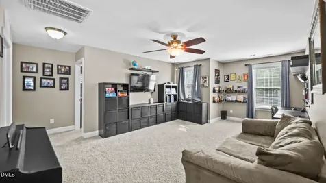 946 Longleaf Pine Place Mebane NC 27302