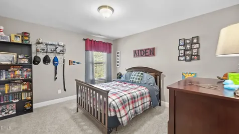 946 Longleaf Pine Place Mebane NC 27302