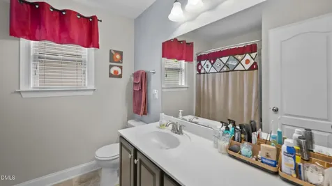 946 Longleaf Pine Place Mebane NC 27302