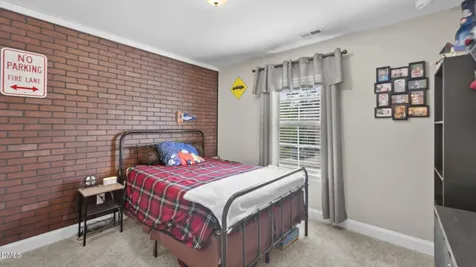 946 Longleaf Pine Place Mebane NC 27302