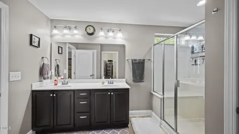 946 Longleaf Pine Place Mebane NC 27302