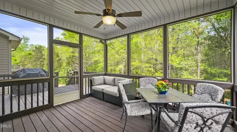 946 Longleaf Pine Place Mebane NC 27302