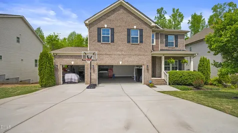 946 Longleaf Pine Place Mebane NC 27302