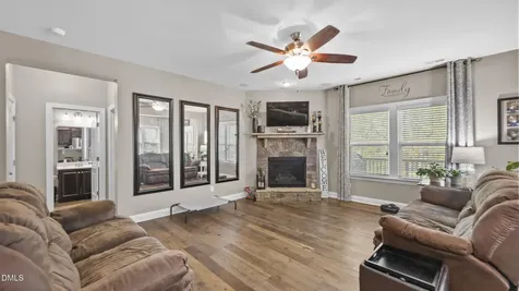 946 Longleaf Pine Place Mebane NC 27302