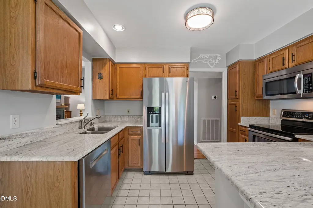 105 Elmwood Circle Chapel Hill NC 27514