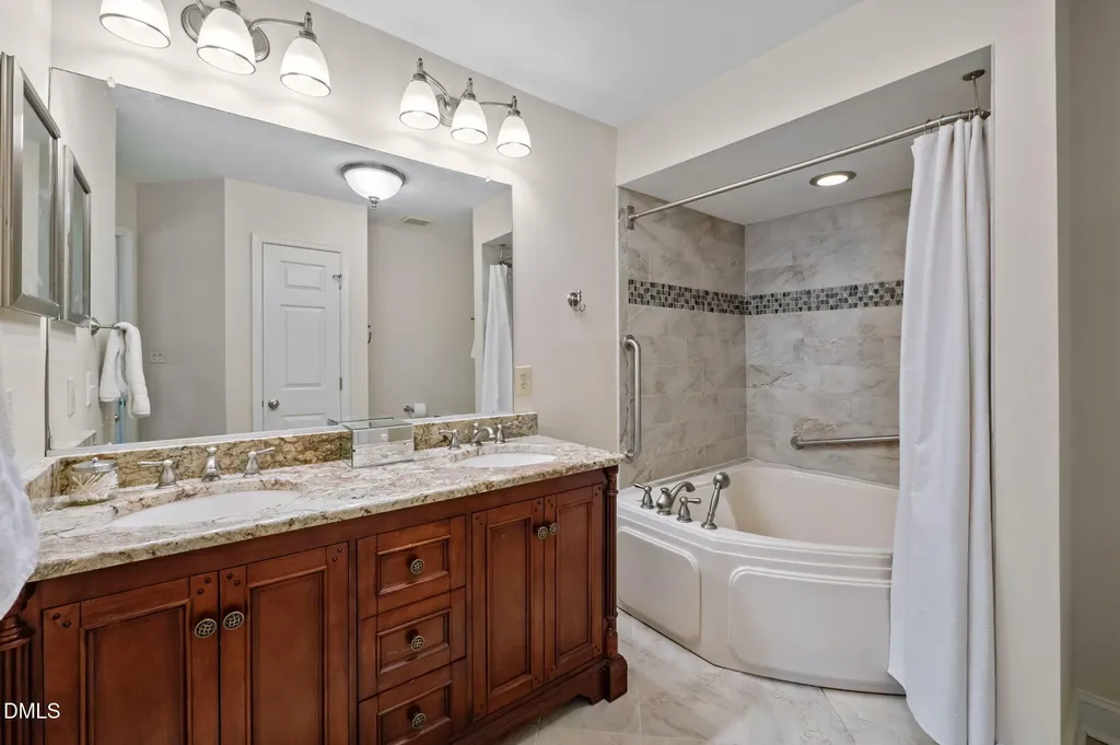 105 Elmwood Circle Chapel Hill NC 27514