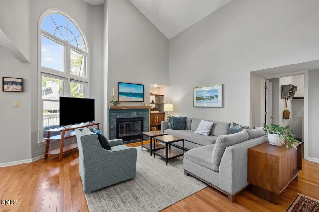 105 Elmwood Circle Chapel Hill NC 27514
