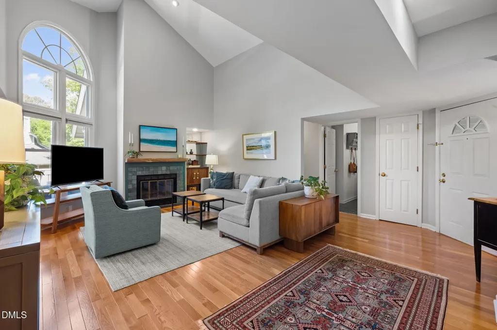 105 Elmwood Circle Chapel Hill NC 27514