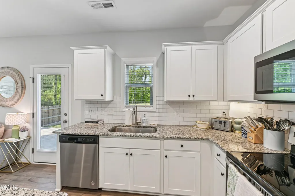 369 Sturgeon Street Clayton NC 27527