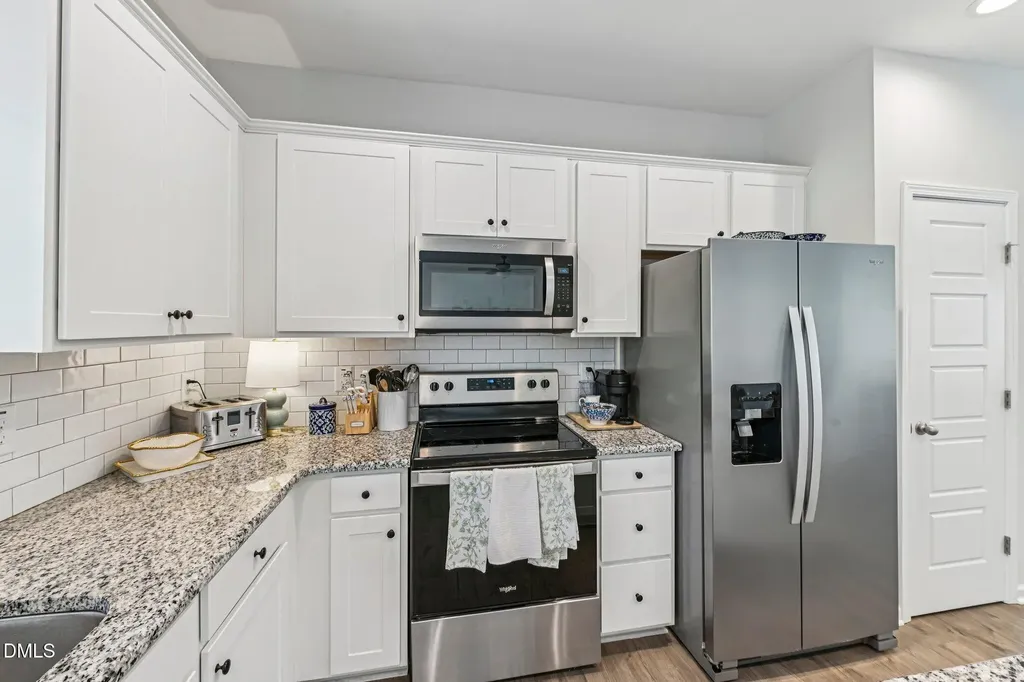 369 Sturgeon Street Clayton NC 27527