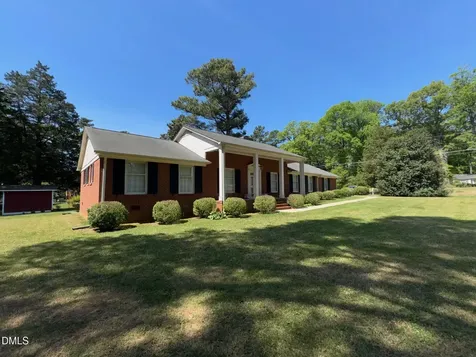 1604 Crescent Drive Henderson NC 27536